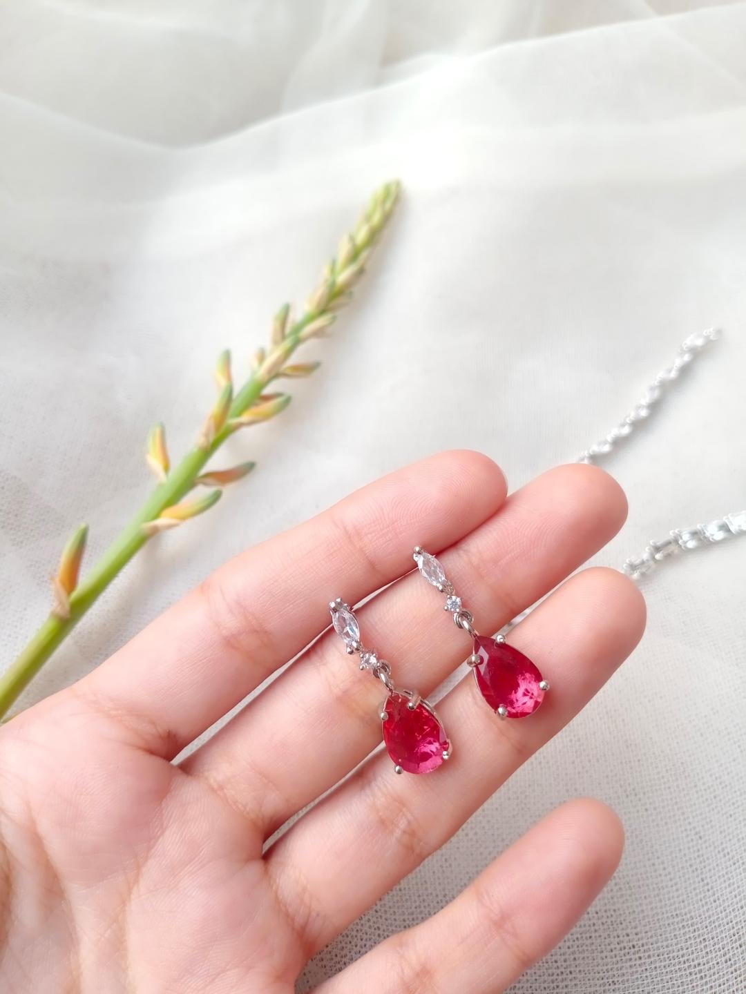 Red Zircon Pendant Set for Women Modern Style #01